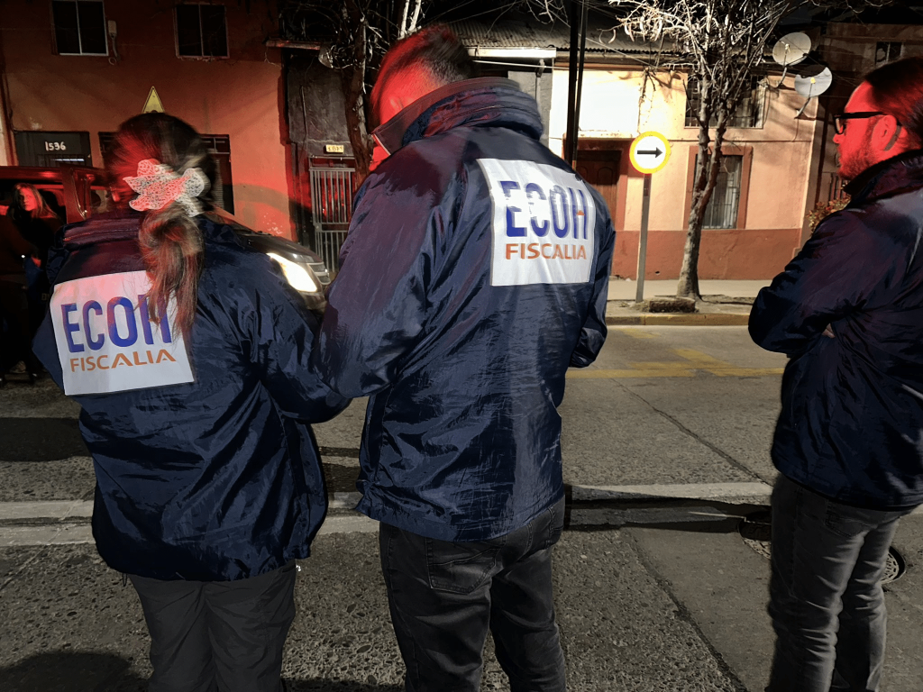 Independencia: PDI investiga doble homicidio frustrado cerca de “la esquina de la muerte”