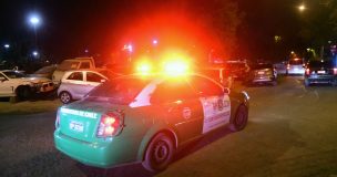 Carabineros frutan robo de autos y disparan contra delincuentes: uno resultó herido