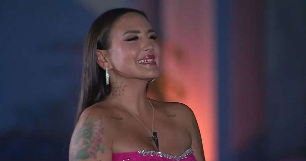 Inesperado regreso: Blue Mary regresó al reality “¿Ganar o Servir?” y generó reacciones