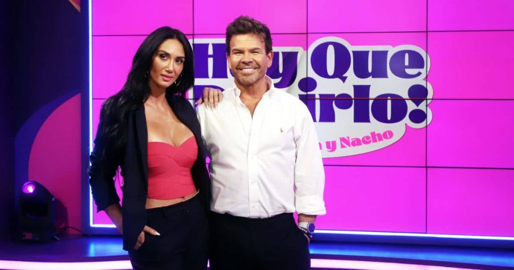 Canal 13 revela escenografía de ‘¡Hay que decirlo!’, su nueva apuesta conducida por Pamela Díaz y Nacho Gutiérrez
