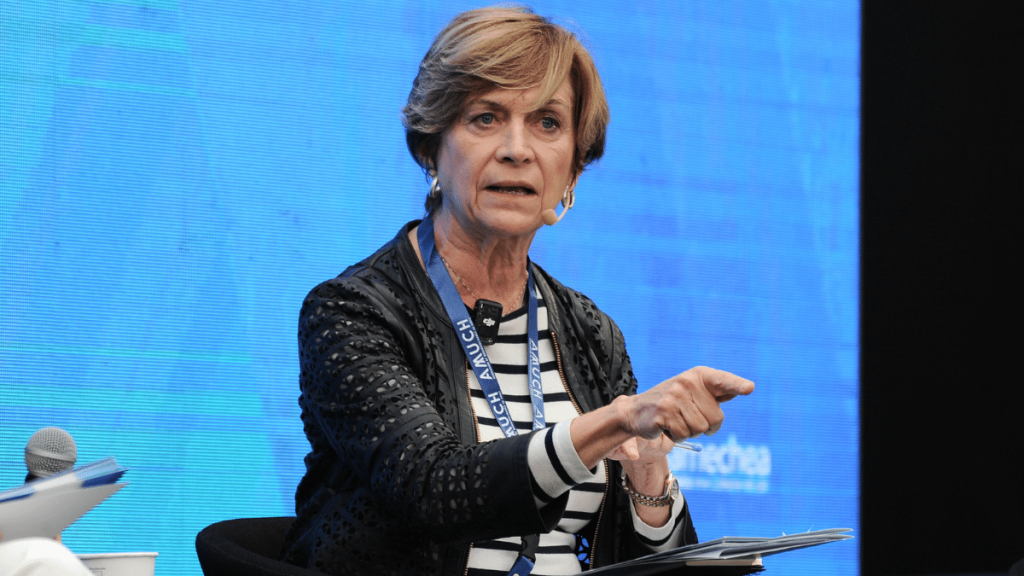 Evelyn Matthei: “Los privilegios que recibió Eduardo Macaya en la cárcel son inaceptables e indignan”