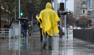 Vuelven las precipitaciones a Santiago: ¿Qué día empezará a llover?