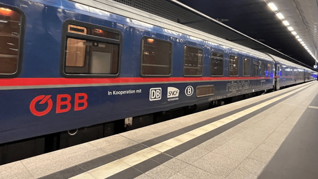 Francia denuncia “ataque masivo” a red de trenes de alta velocidad