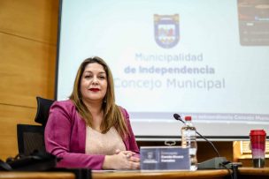 Carola Rivero es elegida como la alcaldesa de Independencia en reemplazo de Durán