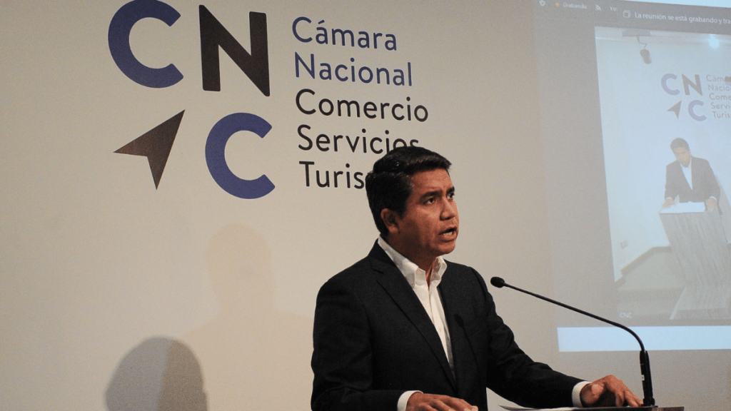 Presidente de la CNC en desacuerdo por feriado irrenunciable en elecciones: “Es un despropósito”
