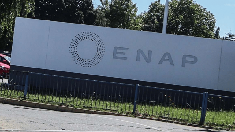 UDI oficia a la SMA y cita a sesión especial por manipulación de datos ambientales en Enap