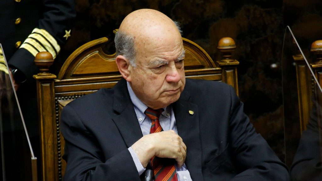 Senador Insulza insta al gobierno a decretar estado de sitio: “Retomemos el control de la ciudad”