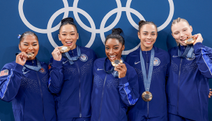 Simone Biles conduce a Estados Unidos al oro en la competencia por equipos de París 2024