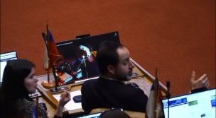 Sorprenden a dos diputados del Partido Republicano viendo el tráiler del “Joker 2” en plena sesión