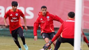 A la espera de definir su futuro: Isla y Sánchez entrenan junto a La Roja Sub 17