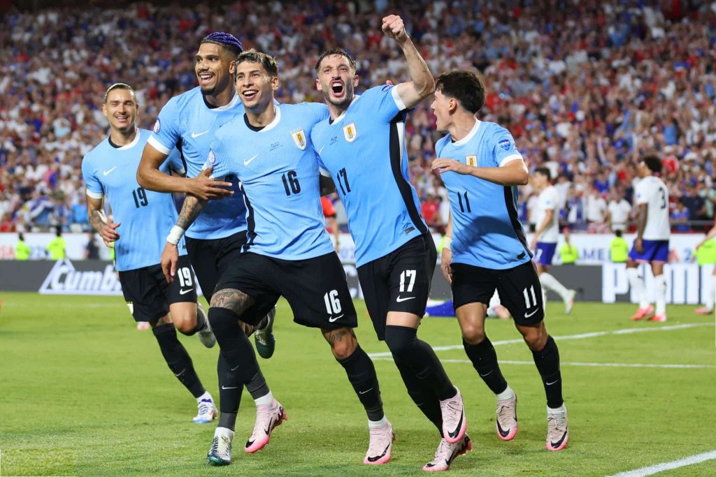 Los ojos puestos en el VAR: Uruguay elimina a Estados Unidos con polémico gol