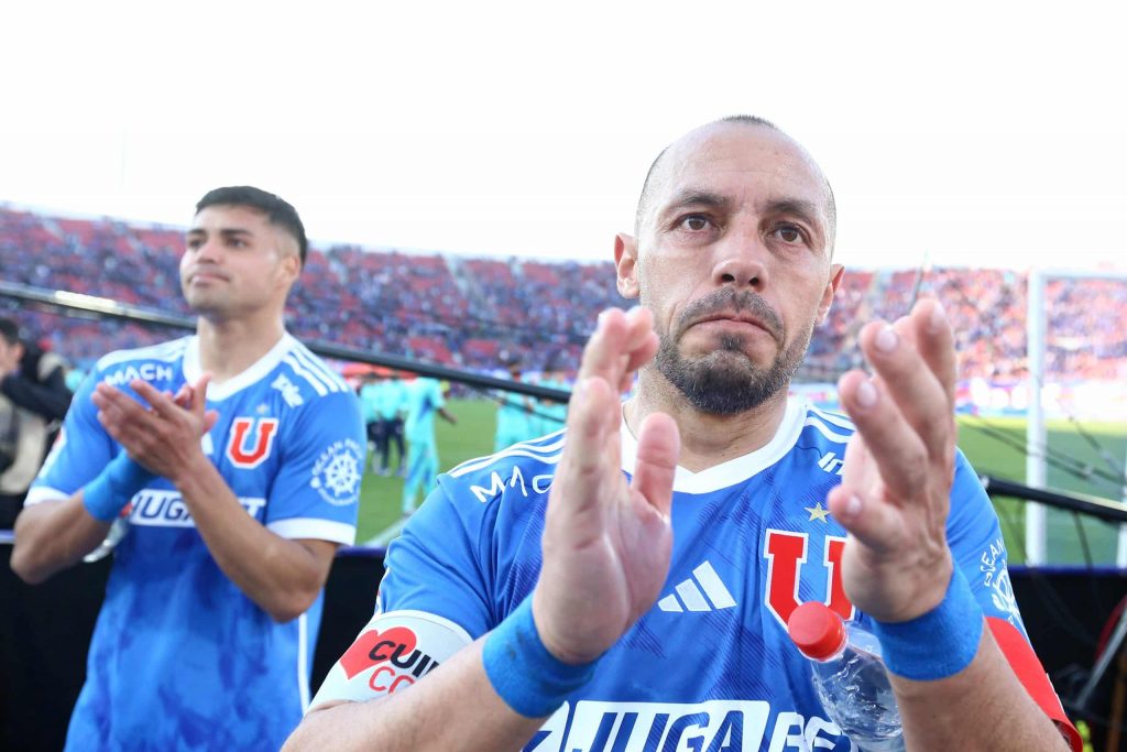 La felicidad de Marcelo Díaz tras re debut de Aránguiz: “Es hermoso volver a tocar la pelota con él”