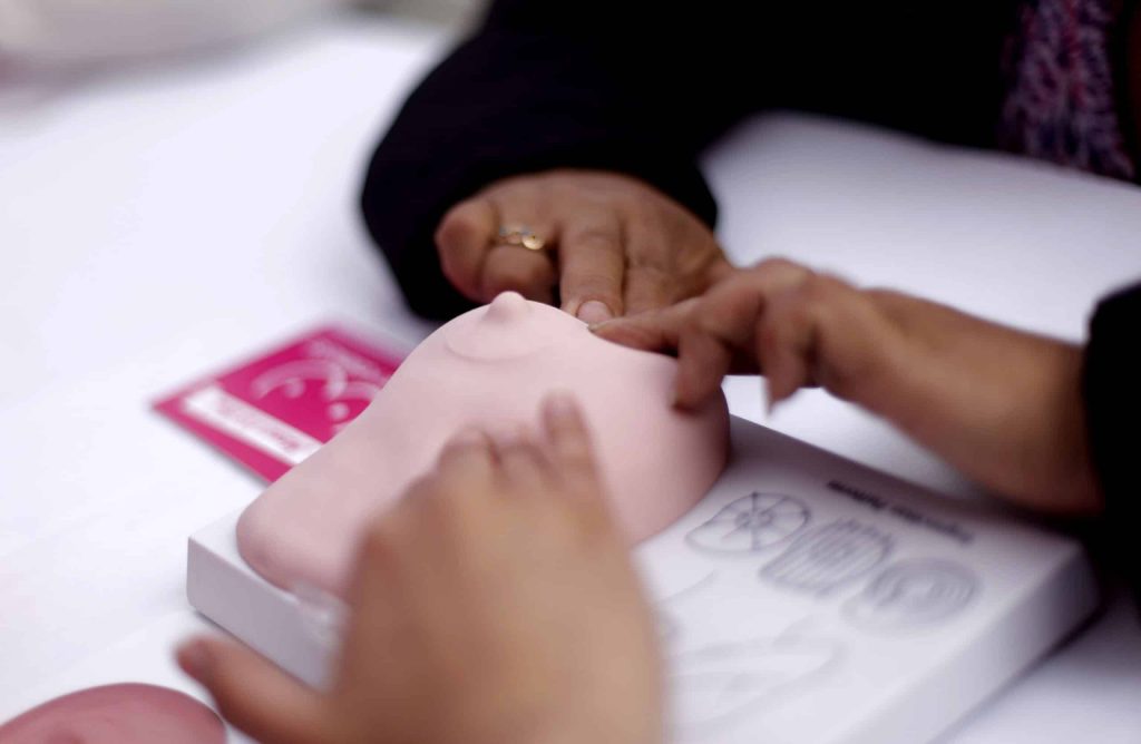 Cirujanos plásticos por reconstrucción mamaria: “No es un lujo, es una necesidad”