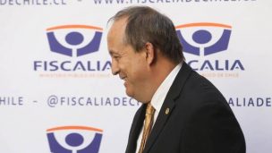 Oposición emplaza al Fiscal Nacional a investigar posibles delitos en terapias hormonales a menores