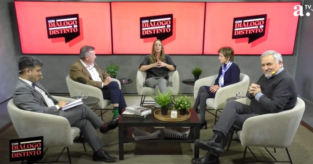 Javier Álvarez alerta sobre crisis en salud: “Mueren 100 chilenos al día en listas de espera”