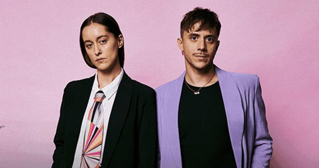 AINDA debuta en Chile con un show íntimo en el Teatro Nescafé de las Artes