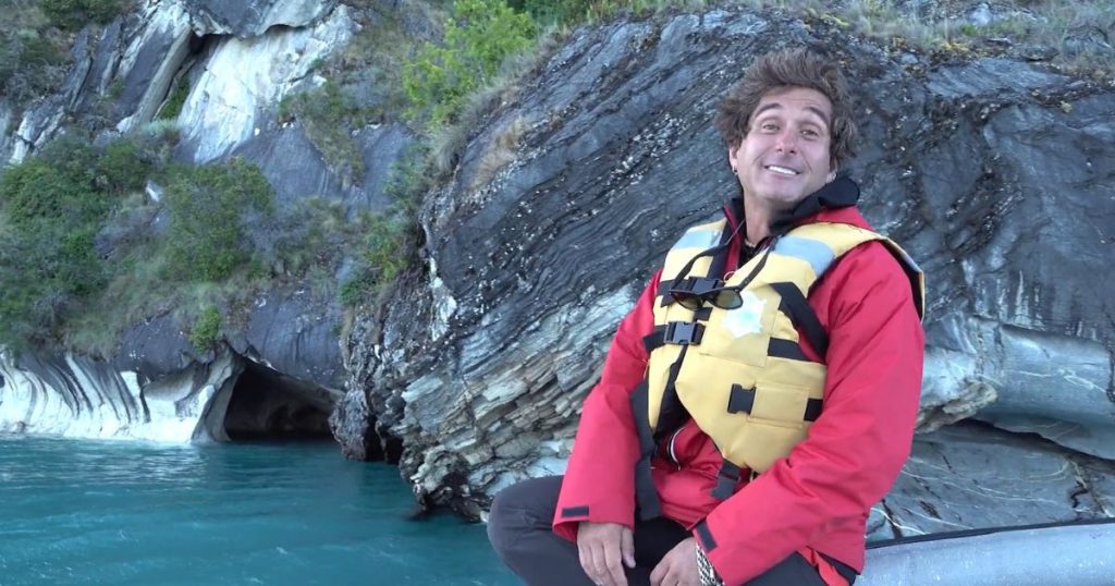 “La ruta de la Patagonia”: Claudio Iturra explora las maravillas de las Cavernas de Mármol