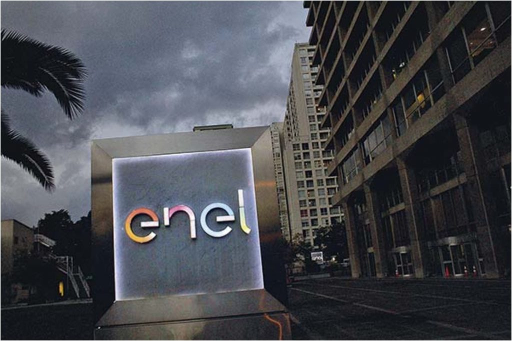 Diputados debaten respecto a “revisar la concesión” de Enel y otras compañías eléctricas