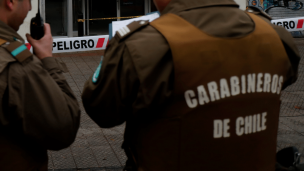 Frustran asalto a sucursal bancaria de Renca: Delincuente le quitó arma al guardia y huyó