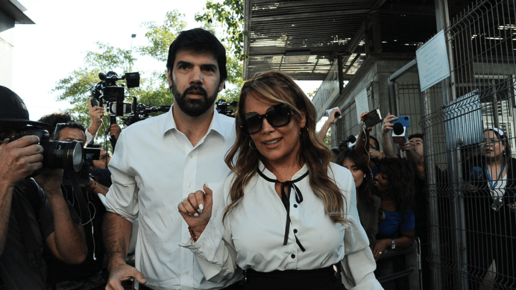 Cathy Barriga continuará con arresto domiciliario total. 