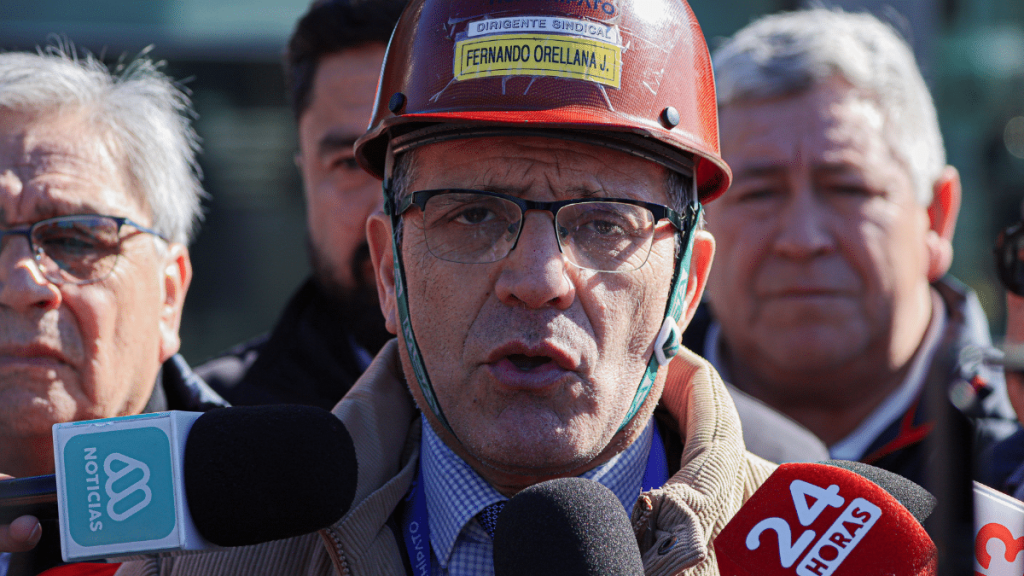 Presidente Sindicato N°2 de Huachipato por sorpresivo anuncio de cierre: “Es terrible lo que está pasando”