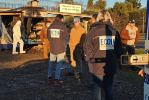 Longaví: Encuentran a un adolescente muerto dentro de un carro de comida incendiado