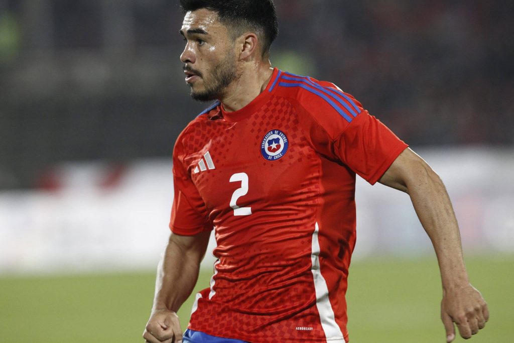 Gabriel Suazo previo al duelo ante Bolivia: “Sabemos la diferencia que tienen cuando juegan de local y de visita”