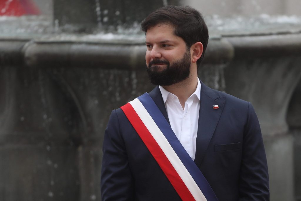 Boric: “Hoy los chilenos no quieren ver a los políticos pelear, sino que unidos”