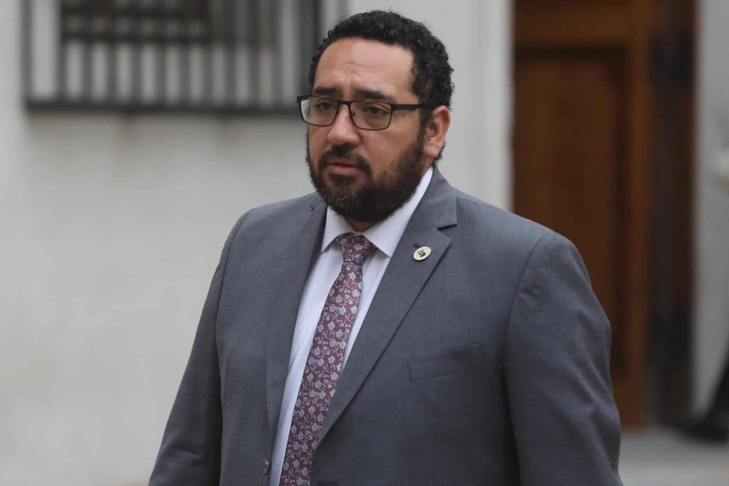 Ministro Cataldo y fin al CAE: “El proyecto será discutido y ampliamente cuestionado”