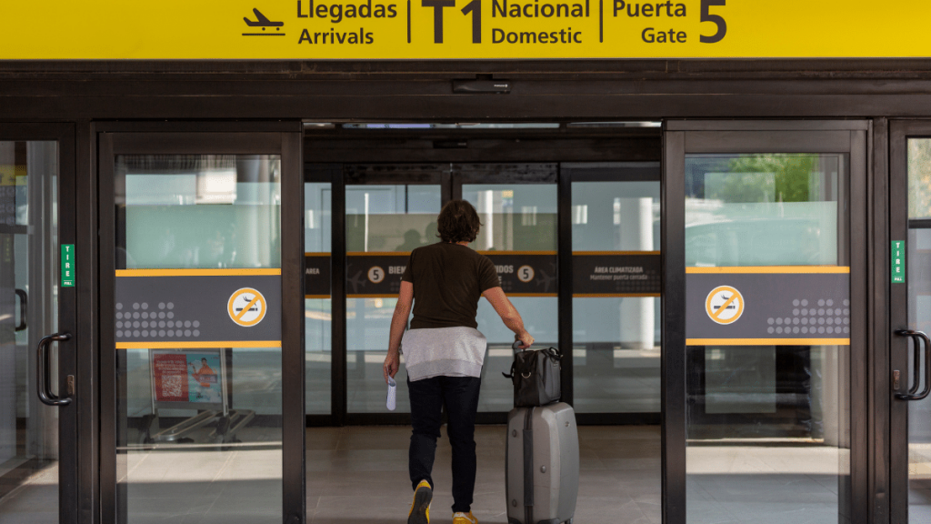 Aeropuerto Nuevo Pudahuel. Aeropuerto Nuevo Pudahuel.