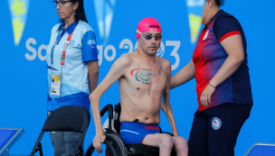 Alberto Abarza, medallista paralímpico, sufre violento portonazo en Maipú