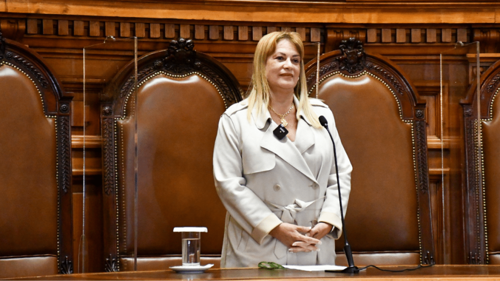 Ángela Vivanco: “Hemos debido enfrentar acusaciones que se dan por ciertas sin contar con la posibilidad de dar respuesta”