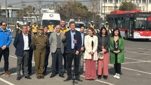 Ninguna cruza por Ñuñoa: Ofician a CGR por participación de alcaldesa Ríos en actividad del Metro por extensión horaria en L1 y L2