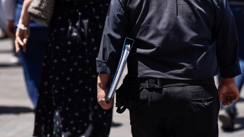 Premiará a trabajadores con transporte privado gratis durante un mes: Revisa cómo participar