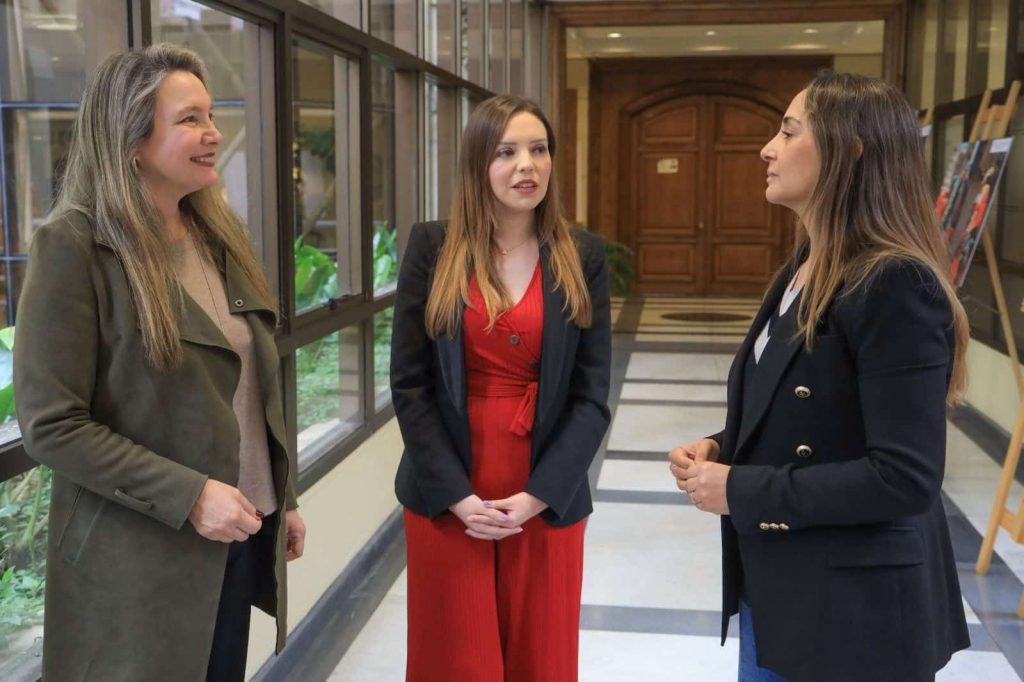 Diputadas Catalina del Real, Camila Flores y Carla Morales