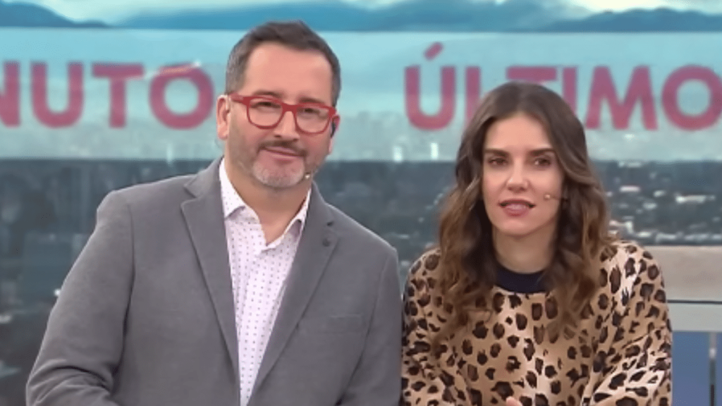 Eduardo Fuentes “trolleo” a María Luisa Godoy en vivo y desató las risas de sus compañeros