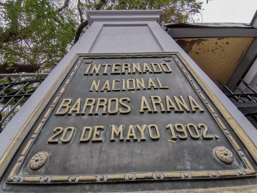 Explosión en el INBA: Minsal actualiza estado de salud de estudiantes heridos