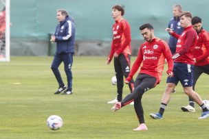 Dos jugadores son liberados de La Roja por problemas musculares