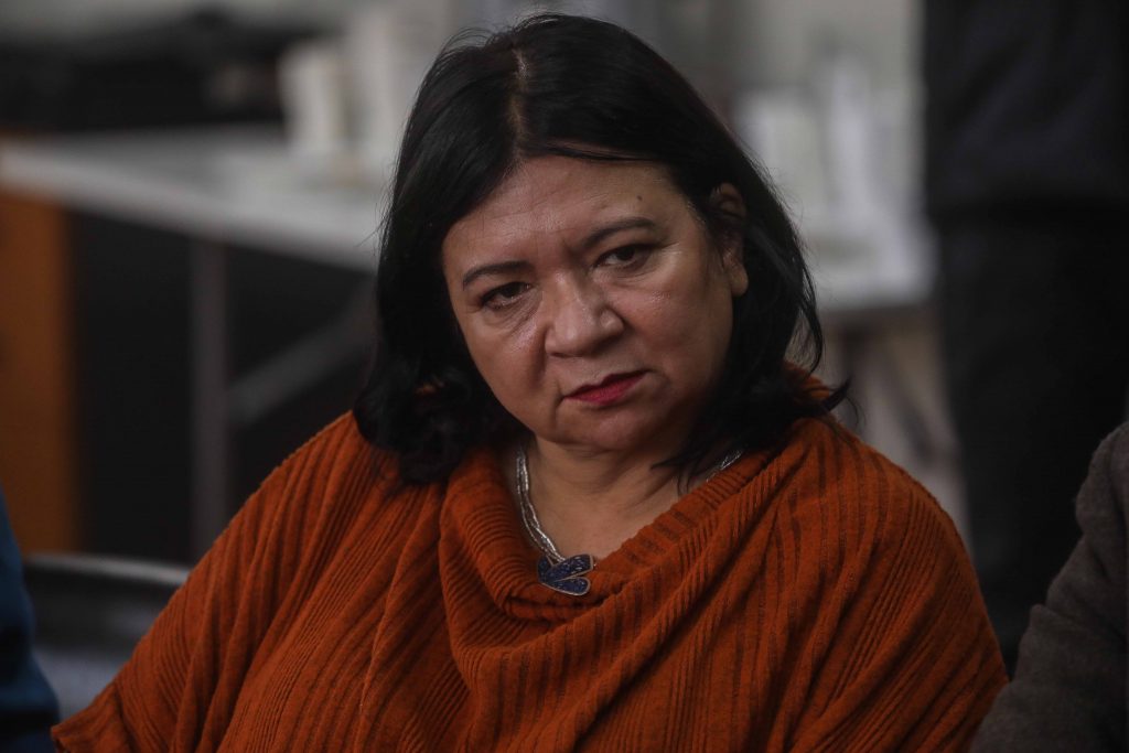 Alcaldesa Pizarro tras agresión en local de votación por parte de su hermana: “A mí no me verán caer”