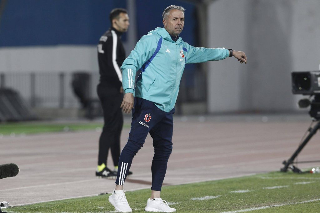 Gustavo Álvarez tras paso de la U a la final de la Copa Chile: 