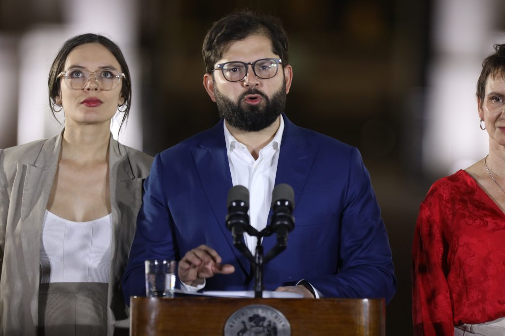 Presidente Boric tras Elecciones 2024: “Nuestro compromiso estará en colaborar con todos los gobernadores y alcaldes”