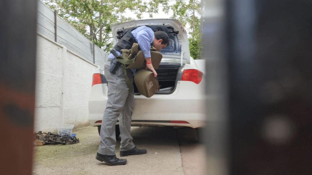cinco carabineros fueron detenidos en el marco de las diligencias que se realizan por el robo a una sucursal Brinks 