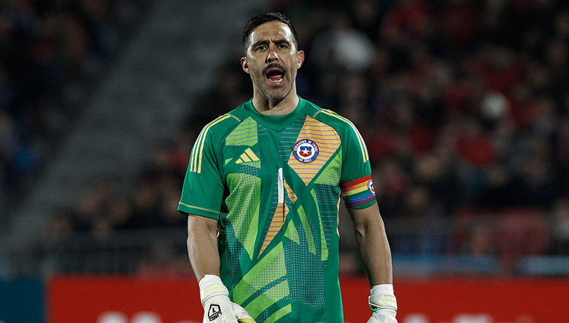 Claudio Bravo y su particular despedida del fútbol: Clínicas de arqueros en todo Chile