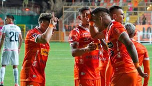 Cobreloa golea a Copiapó y logra un importante triunfo en la lucha por mantener la categoría