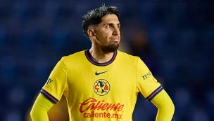 Diego Valdés sale enojado del partido de América y su DT es categórico con su reacción