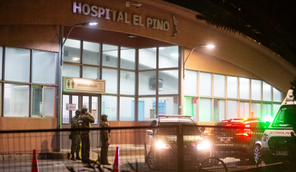 Diputada Musante y alcalde de San Bernardo entregan carta al Presidente Boric exigiendo medidas por crisis en Hospital El Pino