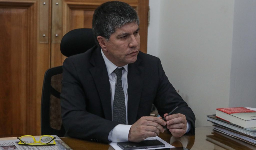 A dos días de estallar caso Monsalve: Frente Amplio se pronuncia sobre denuncia por violación