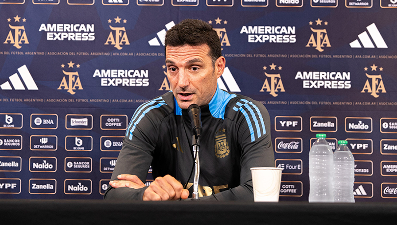 Lionel Scaloni y polémica sobre Bielsa: “No es momento de echar leña al fuego”