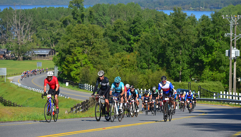 Grand Prix Lago Ranco reúne a más de 1000 ciclistas