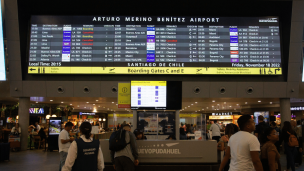 Sujeto es detenido por falso aviso de bomba en el Aeropuerto de Santiago